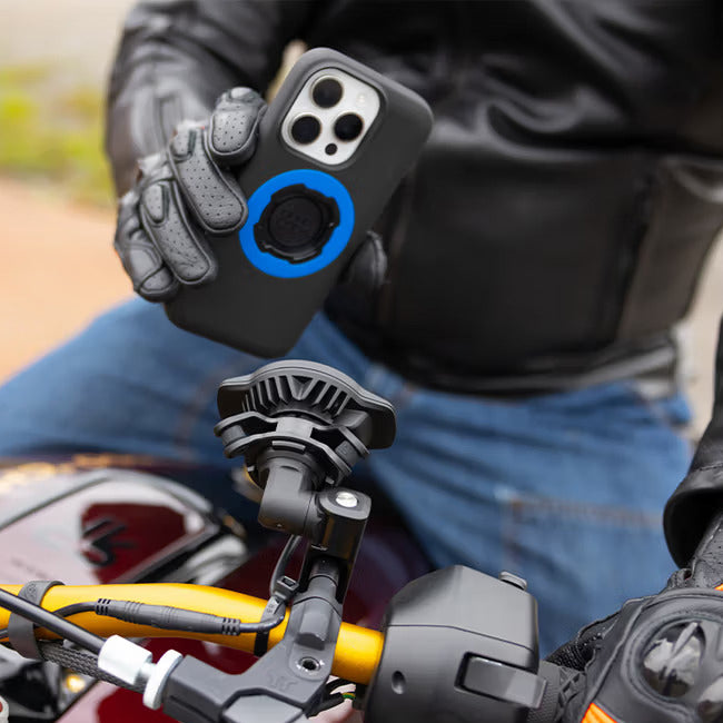 Quad Lock - Waterproof Wireless Charging Head 12V-24V (V2) - Lifestyle 1